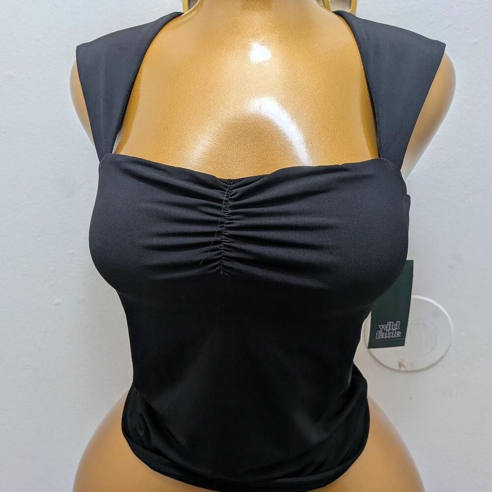 NWT Wild Fable Black Sweetheart Tank Top Ruched Center Bust Cap Strap Top